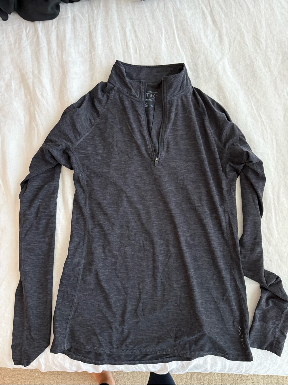 Women's Anetik Flight Tech Quarter-Zip Long Sleeve Top in Dark Charcoal UPF30